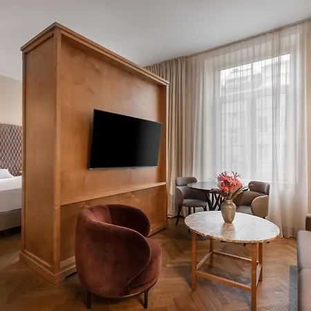 Grand Union Eurostars Готель 4*