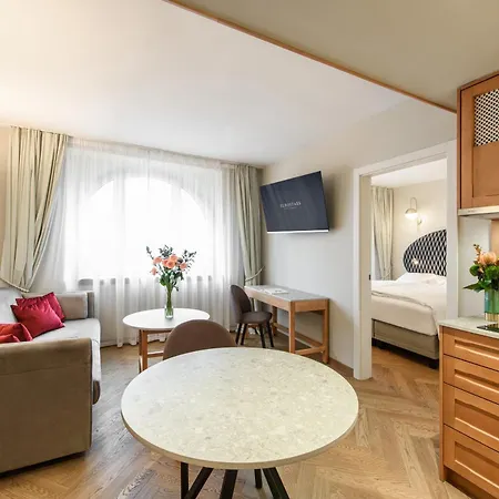 Grand Union Eurostars Готель
