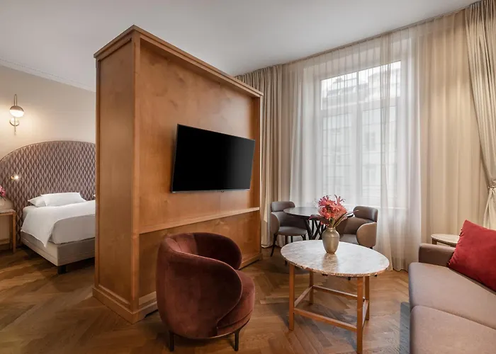 Grand Union Eurostars فندق 4*