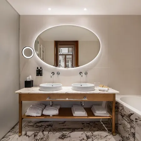 ホテル Grand Union Eurostars リュブリャナ