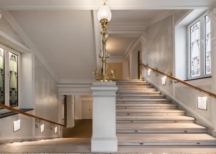 Grand Union Eurostars 4*