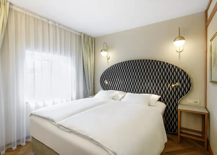 Grand Union Eurostars فندق 4*